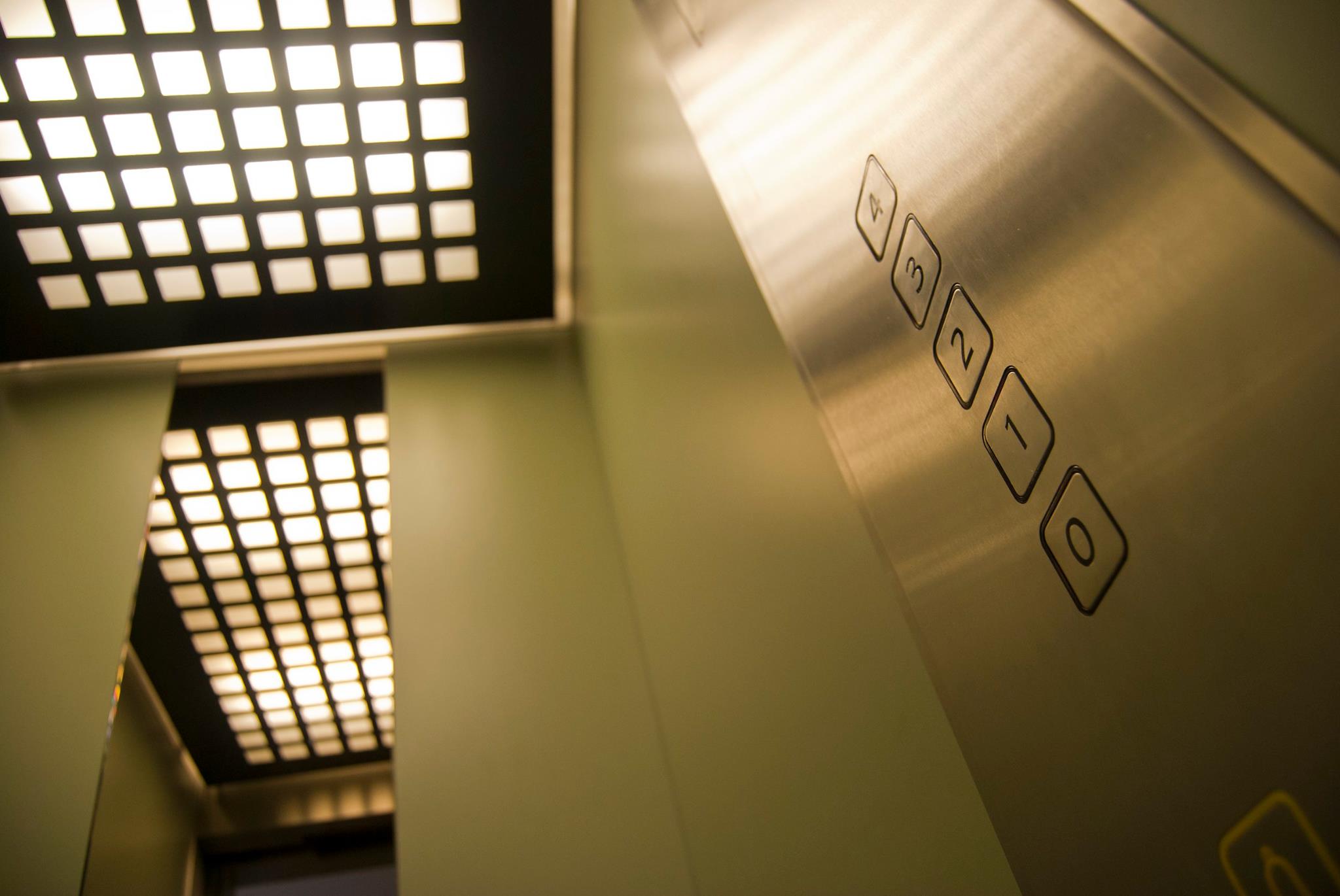 ascensores sevilla